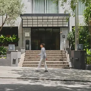 https://arenas-atiram-hotel.topbarcelonahotels.com