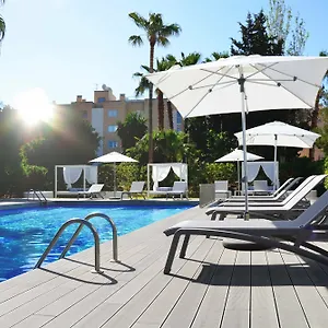 https://apartamentos-tivoli-playa-den-bossa-ibiza.ibizaislandhotels.net
